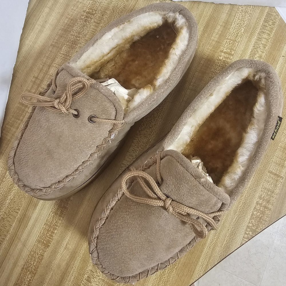 Old Friend Men's Slippers Size 9 5E Wide Sheepskin Moccasin Suede Excellent Cond